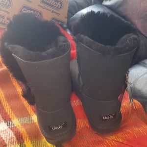 Ozwear UGG boots
